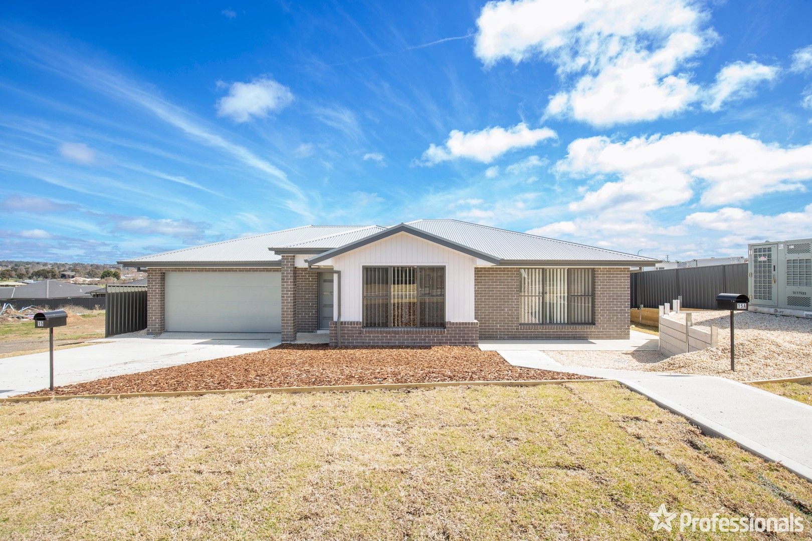 4 bedrooms House in 15 Pasture Street ARMIDALE NSW, 2350