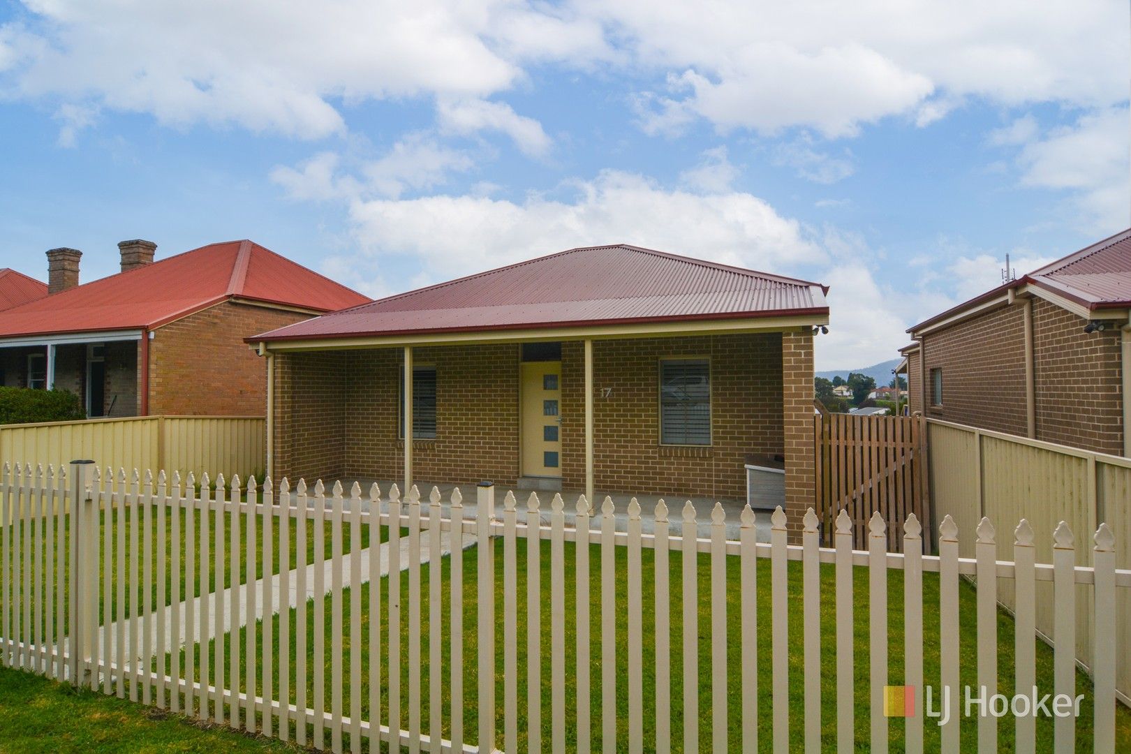 3 bedrooms House in 17a Silcock Street LITHGOW NSW, 2790