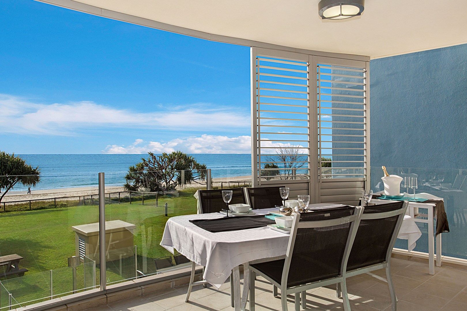 4/405 Golden Four Drive, TUGUN QLD 4224, Image 0