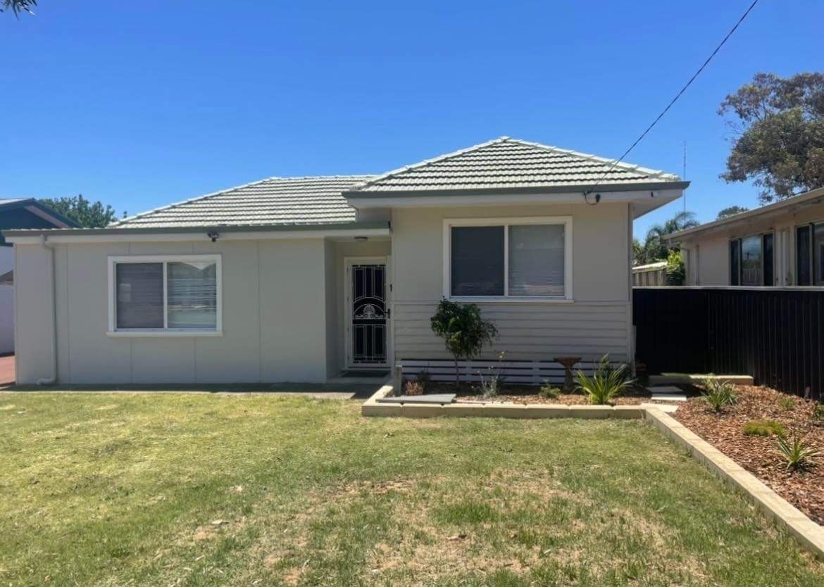 3 bedrooms House in 178 Clarke Street East CAREY PARK WA, 6230