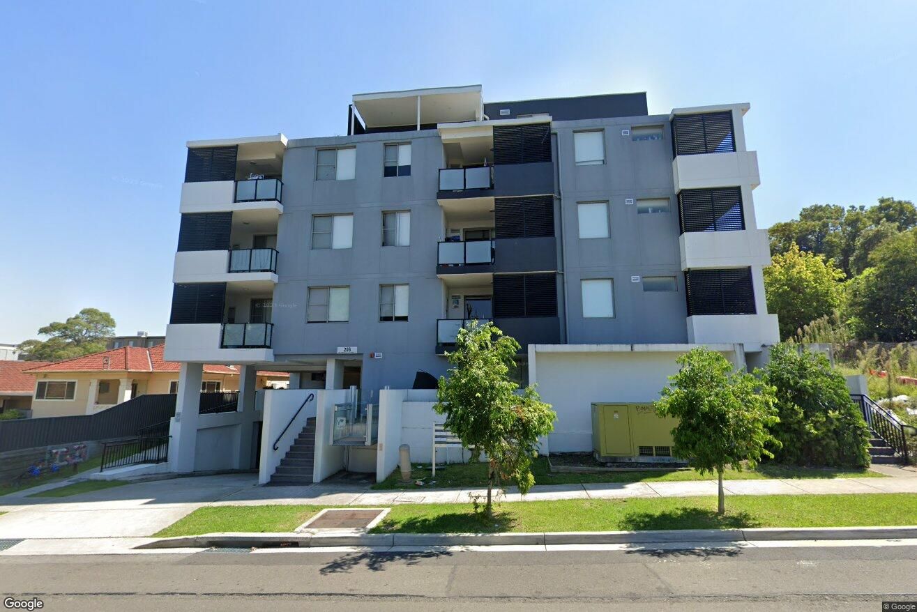 2 bedrooms Apartment / Unit / Flat in 3/206-208 Burnett Street MAYS HILL NSW, 2145