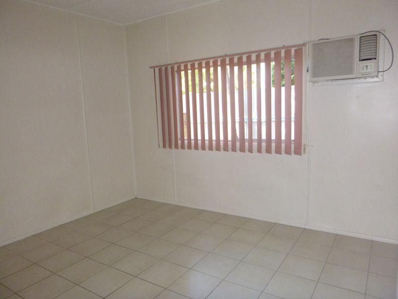 1 bedrooms Apartment / Unit / Flat in Unit 2/168 Miles Street MOUNT ISA QLD, 4825