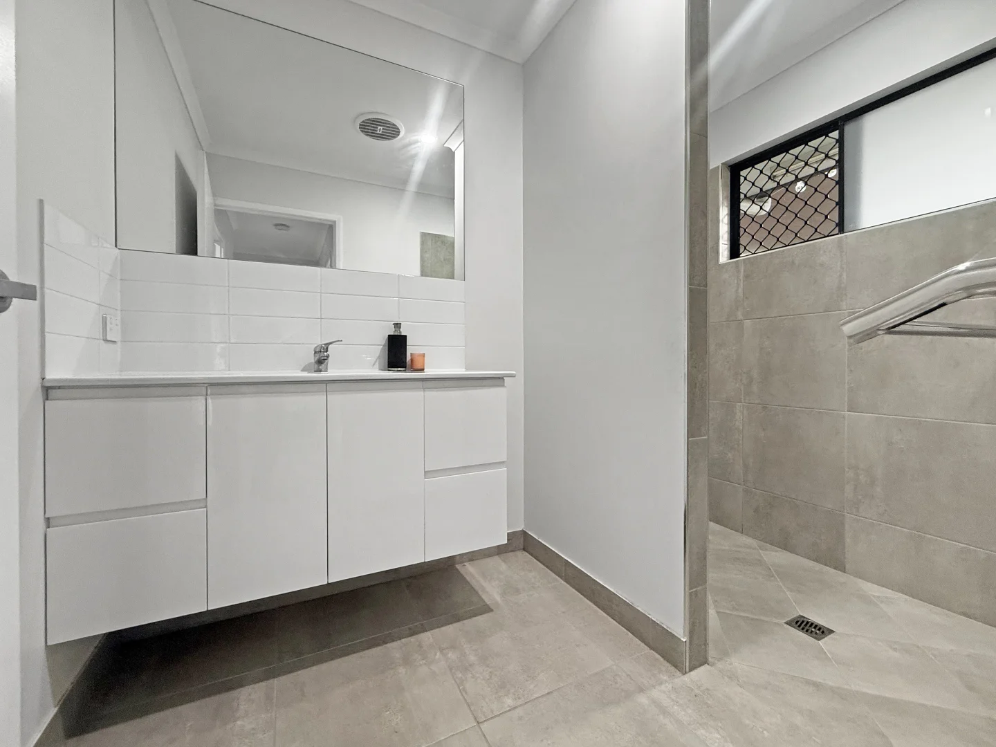 Additional image 8 of 3 Barnfield Street, Mount Low QLD 4818