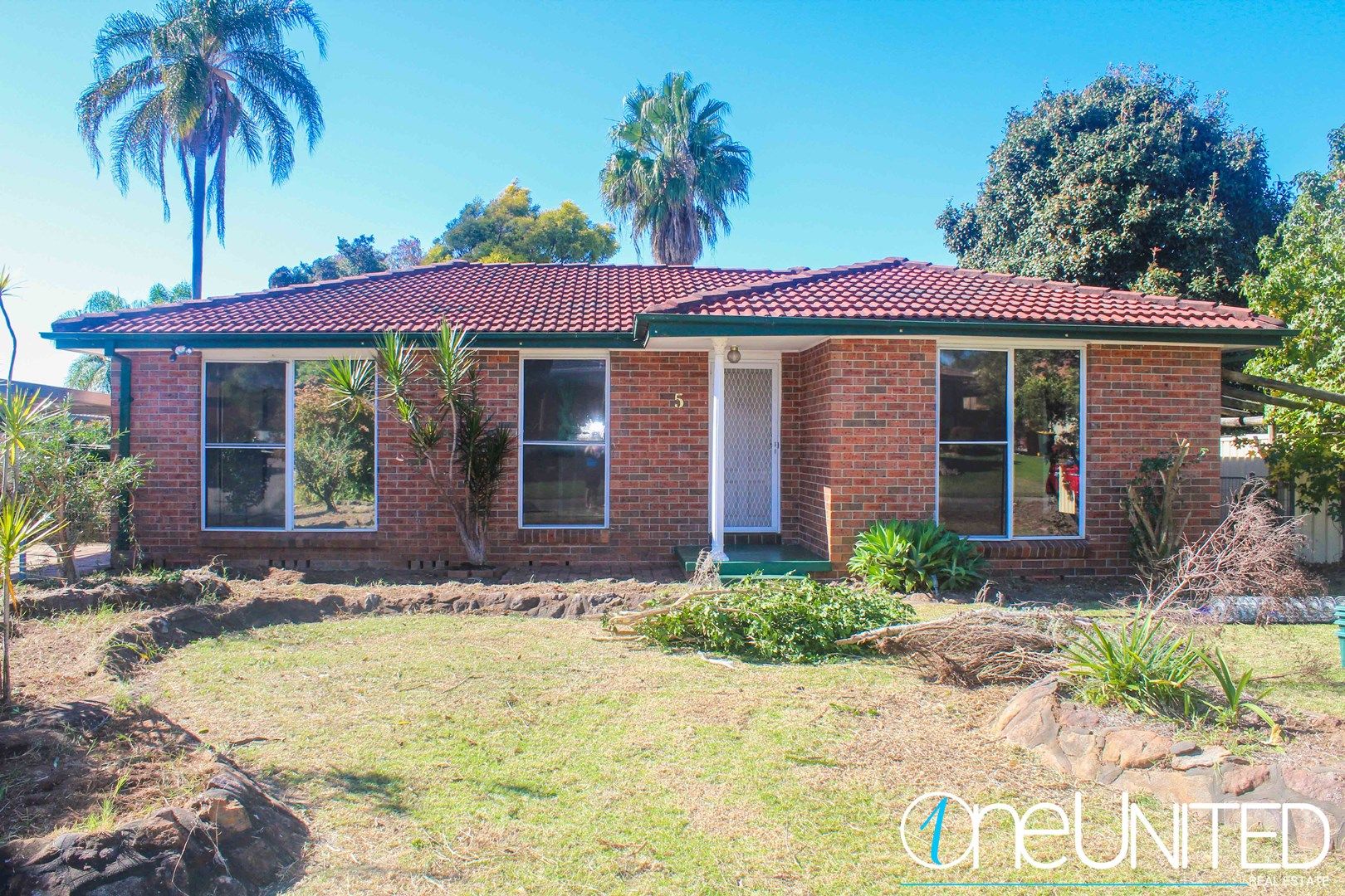 5 Sauvignon Close, Eschol Park NSW 2558, Image 0