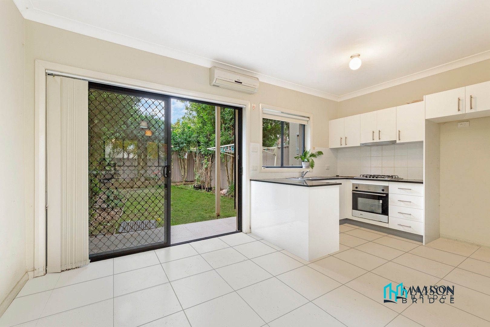 2 bedrooms Townhouse in 6/158-160 Kissing Point Road DUNDAS NSW, 2117
