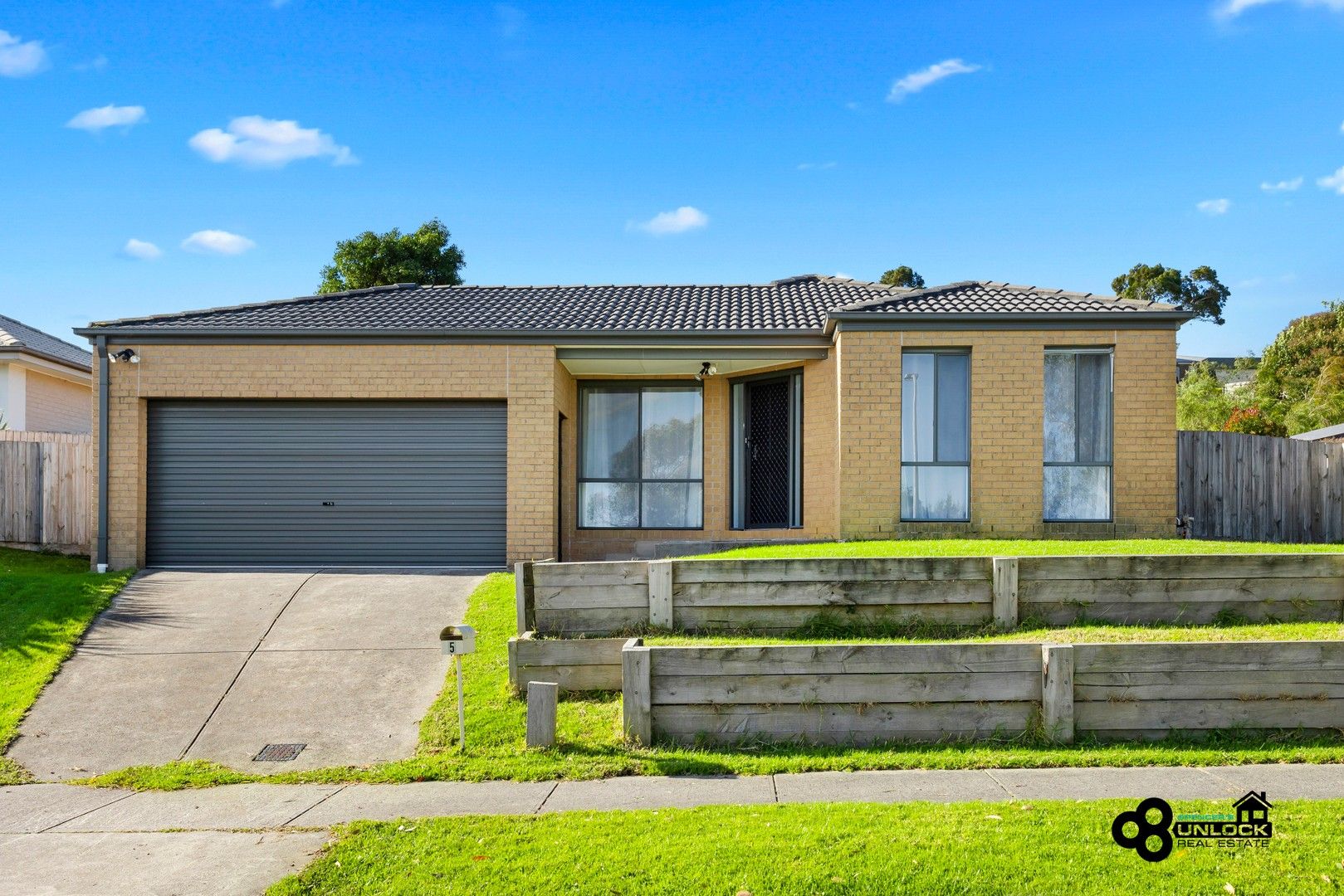 4 bedrooms House in 5 Lauren Way KORUMBURRA VIC, 3950
