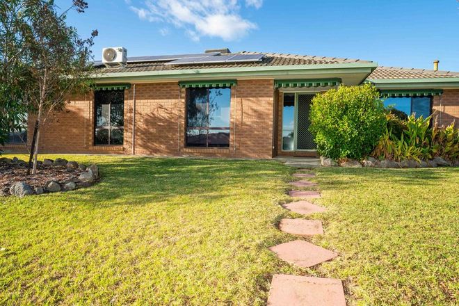 Picture of 1 Cedar Court, THURGOONA NSW 2640