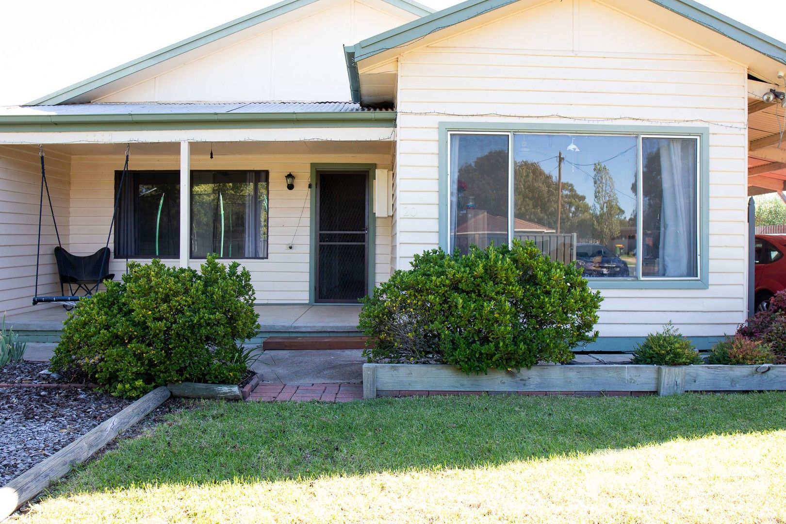 5 bedrooms House in 20 Maxwell Street KERANG VIC, 3579