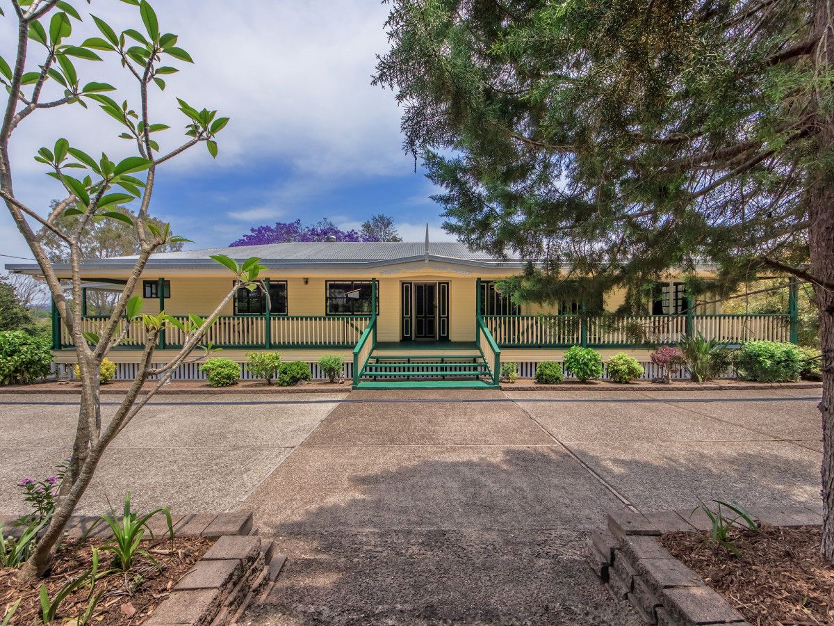 29 Islandview Street, Barellan Point QLD 4306, Image 2