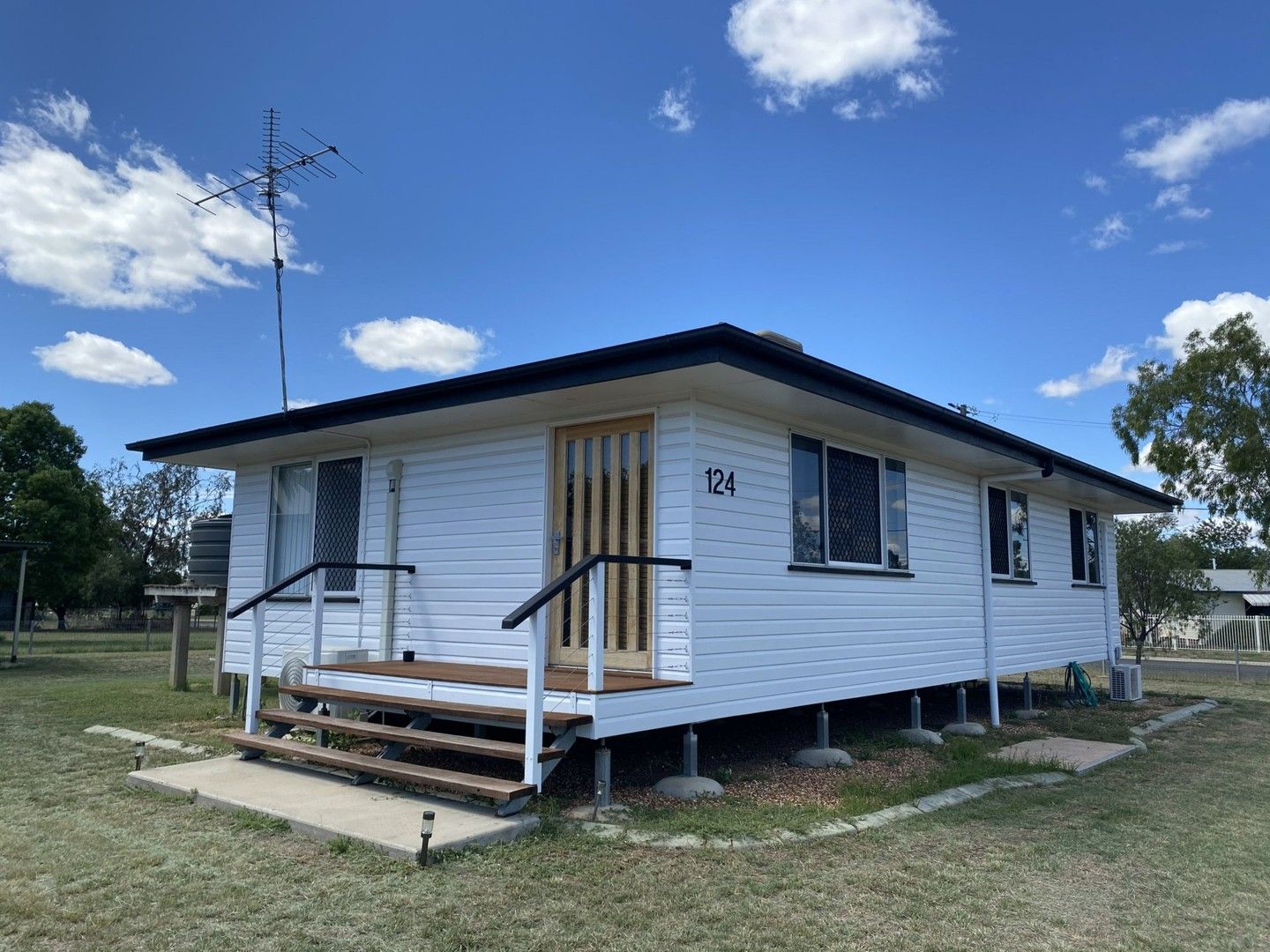 124 Charles Street, Roma QLD 4455, Image 0