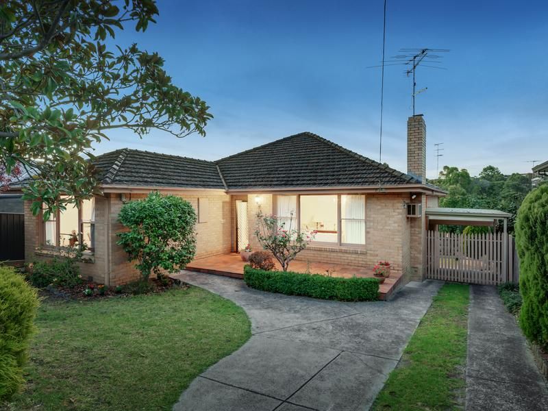 33 Cuthbert Street, Bulleen VIC 3105, Image 0