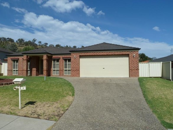 9 Yarralumla Drive, West Wodonga VIC 3690