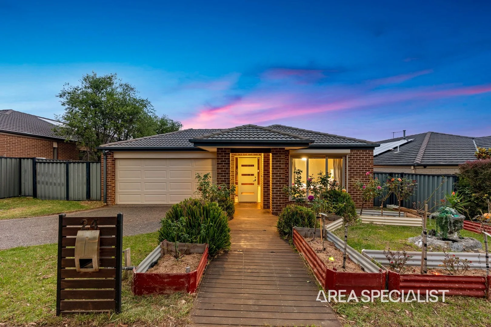 Primary image of 24 Superior Waters, Pakenham VIC 3810