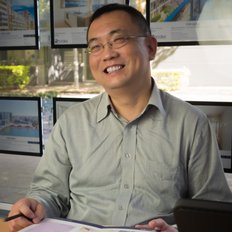 Frank Li, Property manager