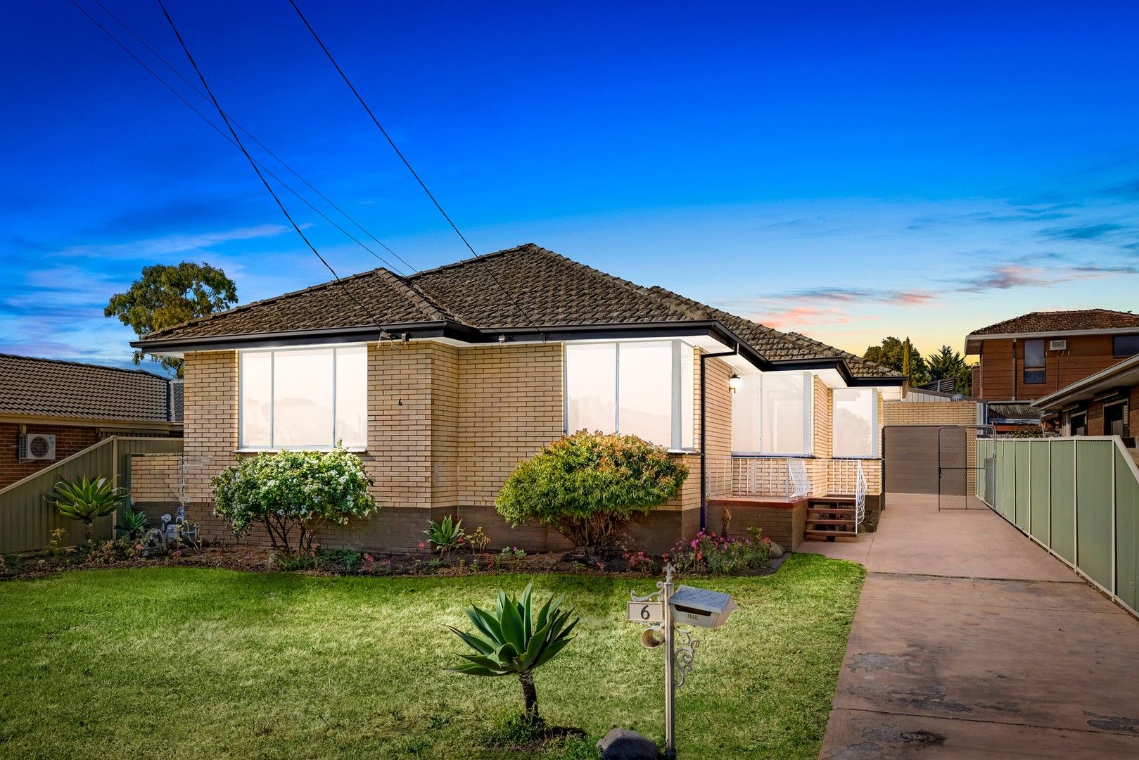 3 bedrooms House in 6 David Court WERRIBEE VIC, 3030