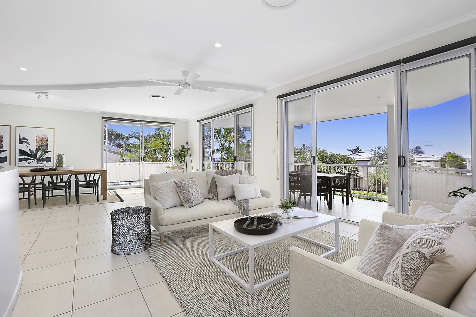 45 Orealla Crescent, Sunrise Beach QLD 4567, Image 2