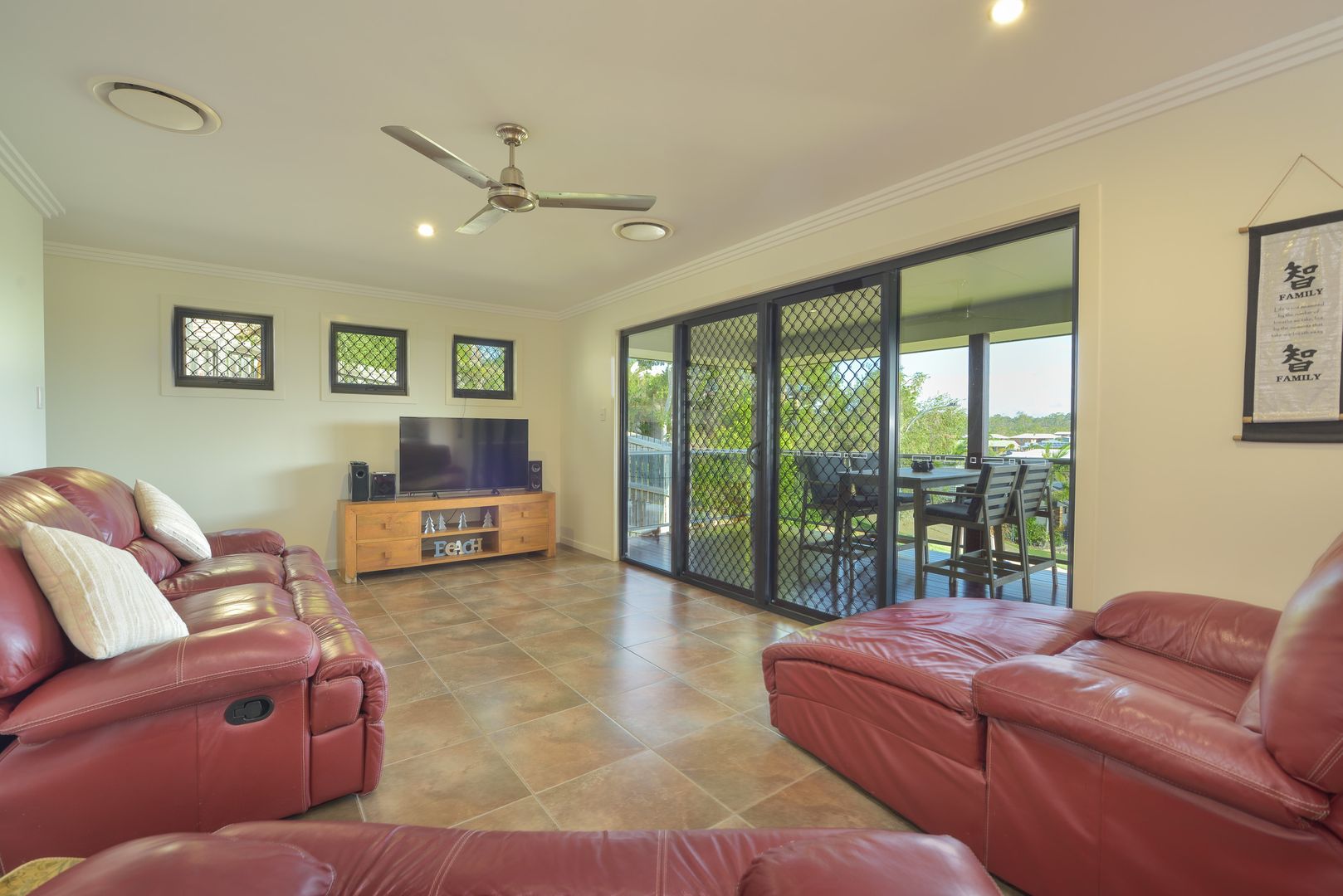 9 Kerfoot Close, Tannum Sands QLD 4680, Image 1