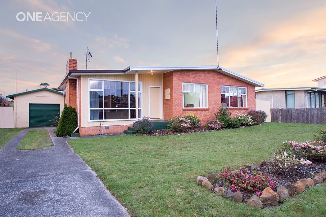 2 Grace Avenue, Wynyard TAS 7325, Image 0