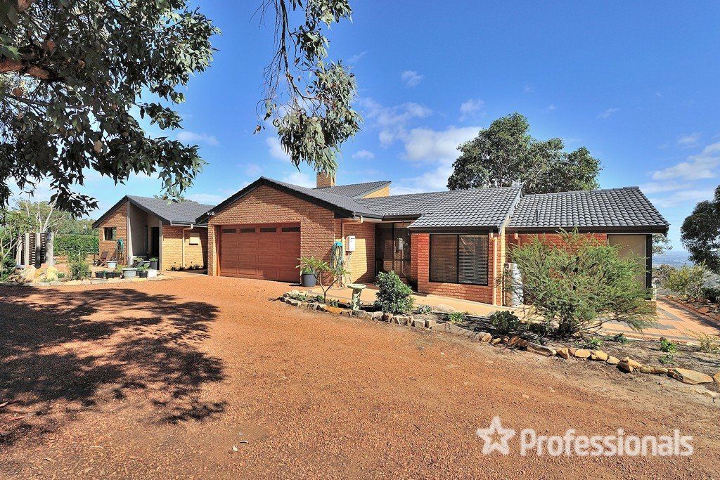 32 Boulonnais Drive, Brigadoon WA 6069, Image 1