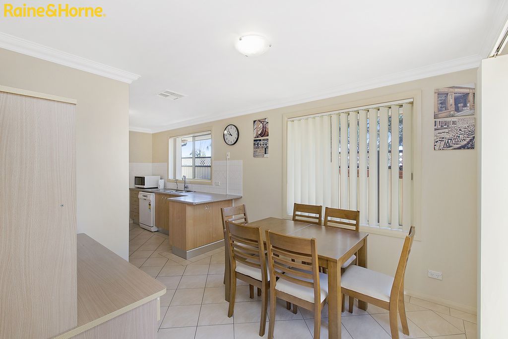 4/10 MARSDEN ROAD, St Marys NSW 2760, Image 2