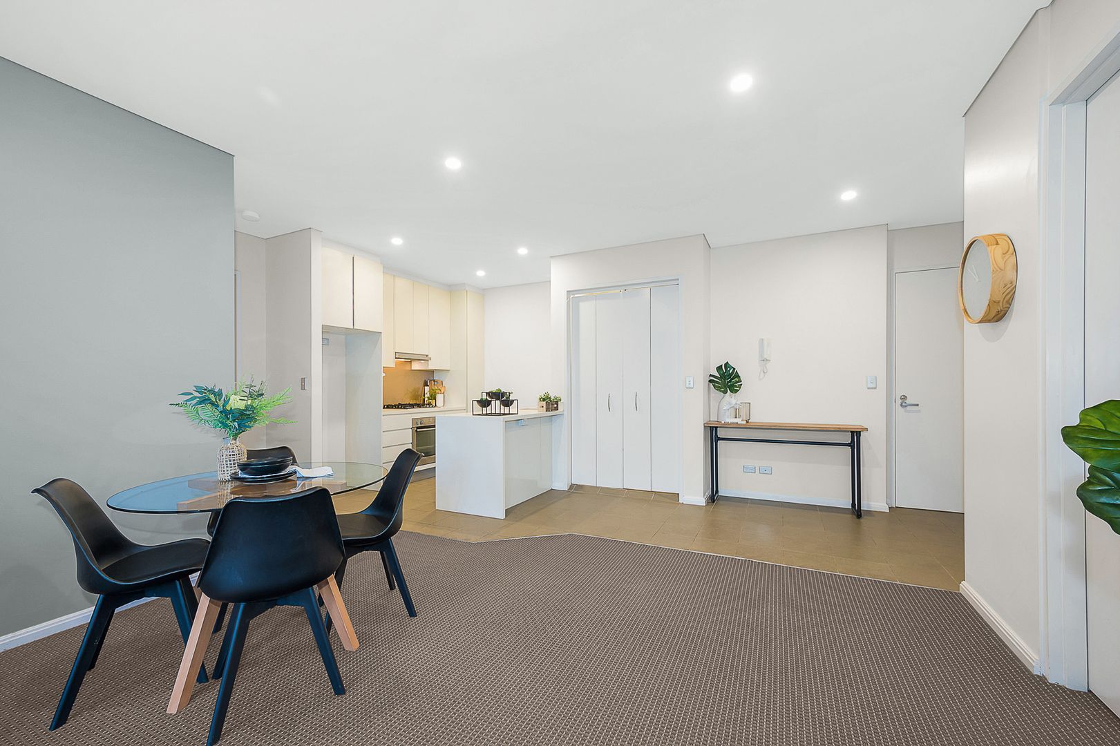 2 bedrooms Apartment / Unit / Flat in 717/18 Bonar Street ARNCLIFFE NSW, 2205