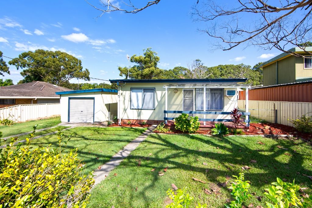 2 bedrooms House in 6 Kilpa Road WYONGAH NSW, 2259