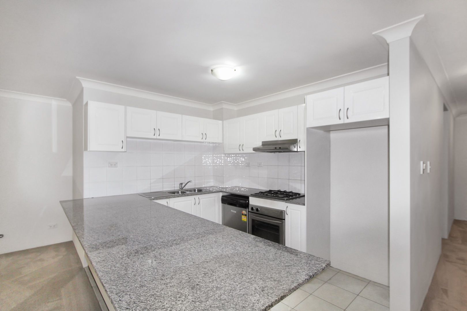 5/248 Buffalo Road, Ryde NSW 2112, Image 2