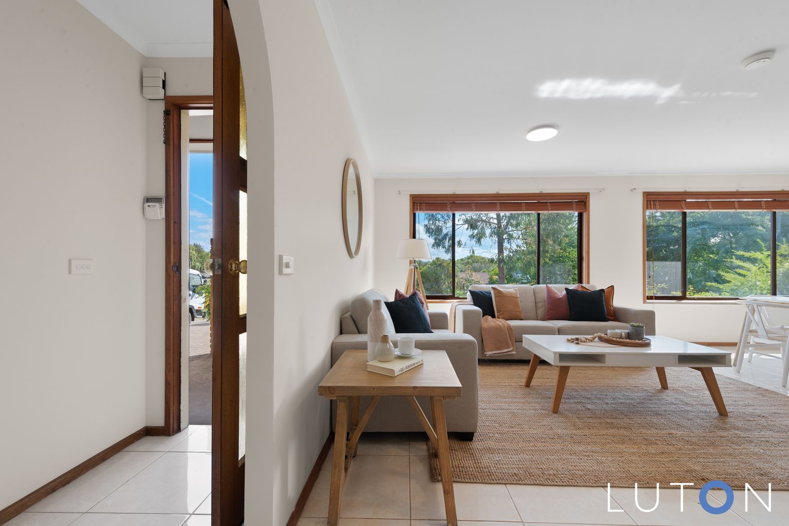 94 Summerville Crescent, Florey ACT 2615, Image 2