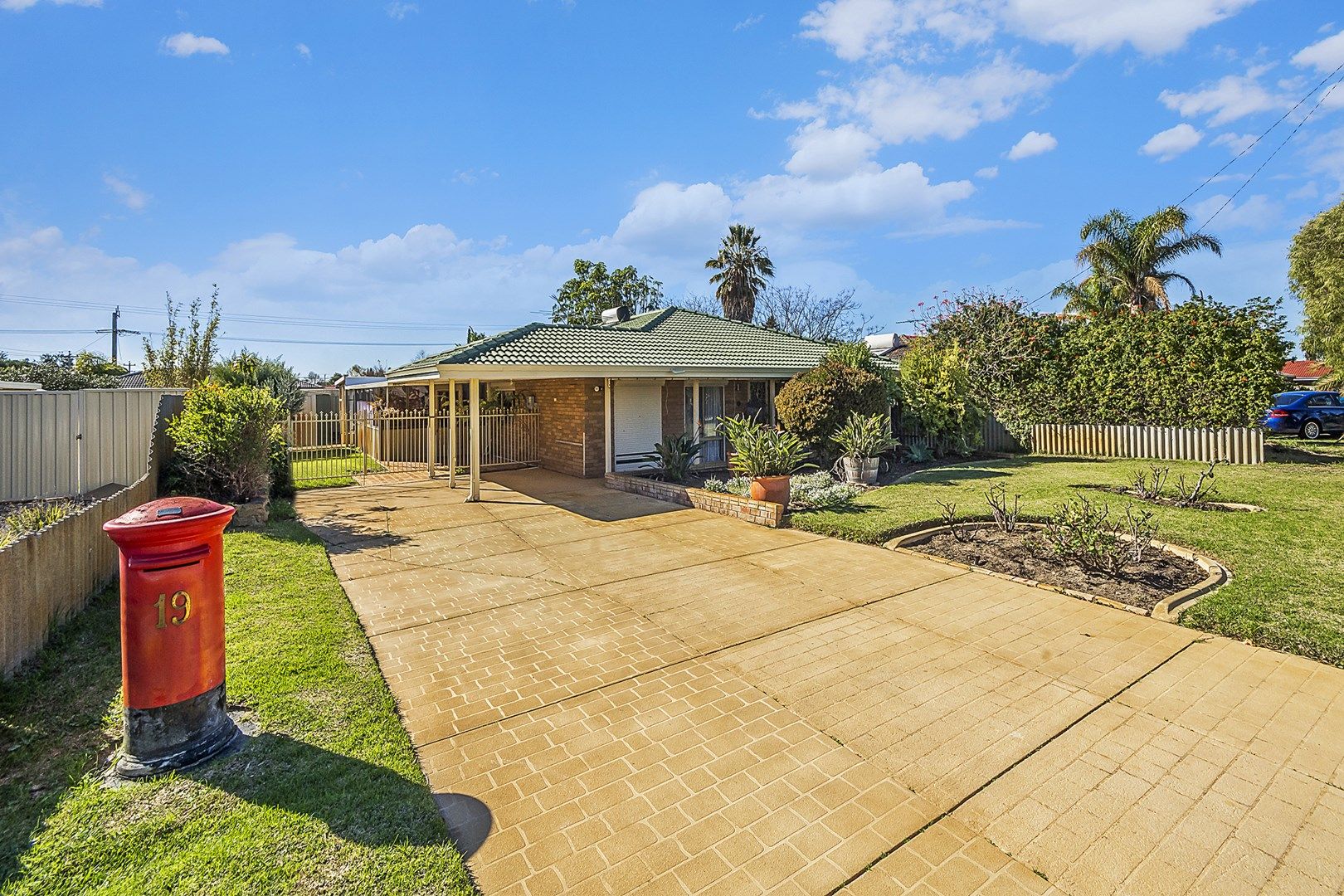 19 Linville Avenue, Cooloongup WA 6168, Image 2