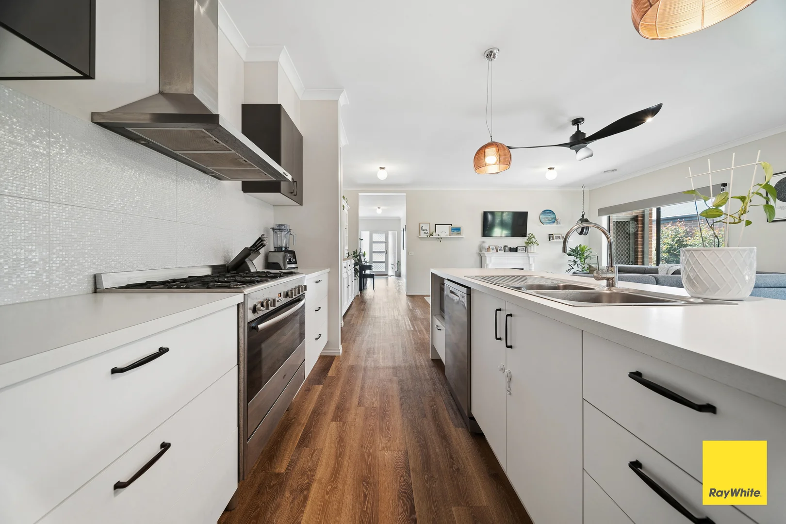 Additional image 10 of 14 Sussex Street, Strathfieldsaye VIC 3551