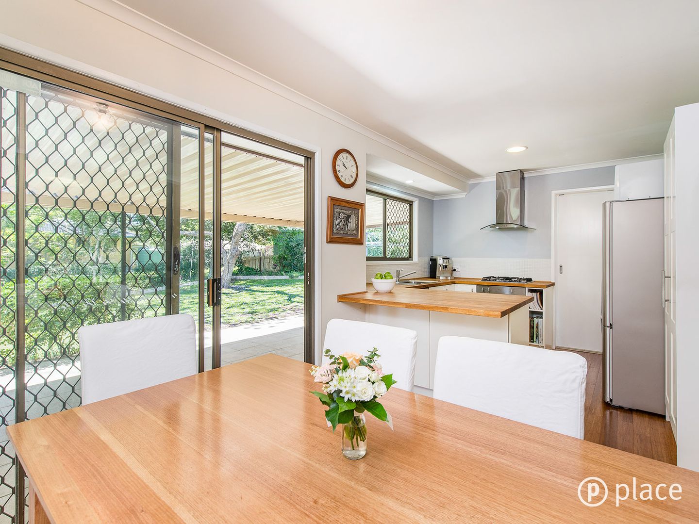 6 Kerria Street, Bellbowrie QLD 4070, Image 2