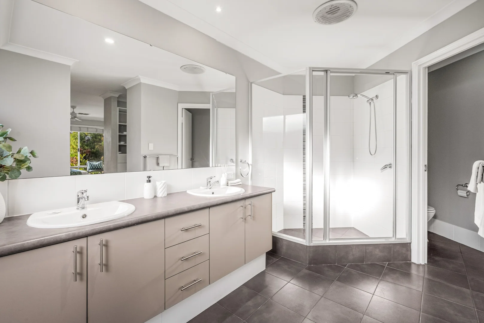 Image 20