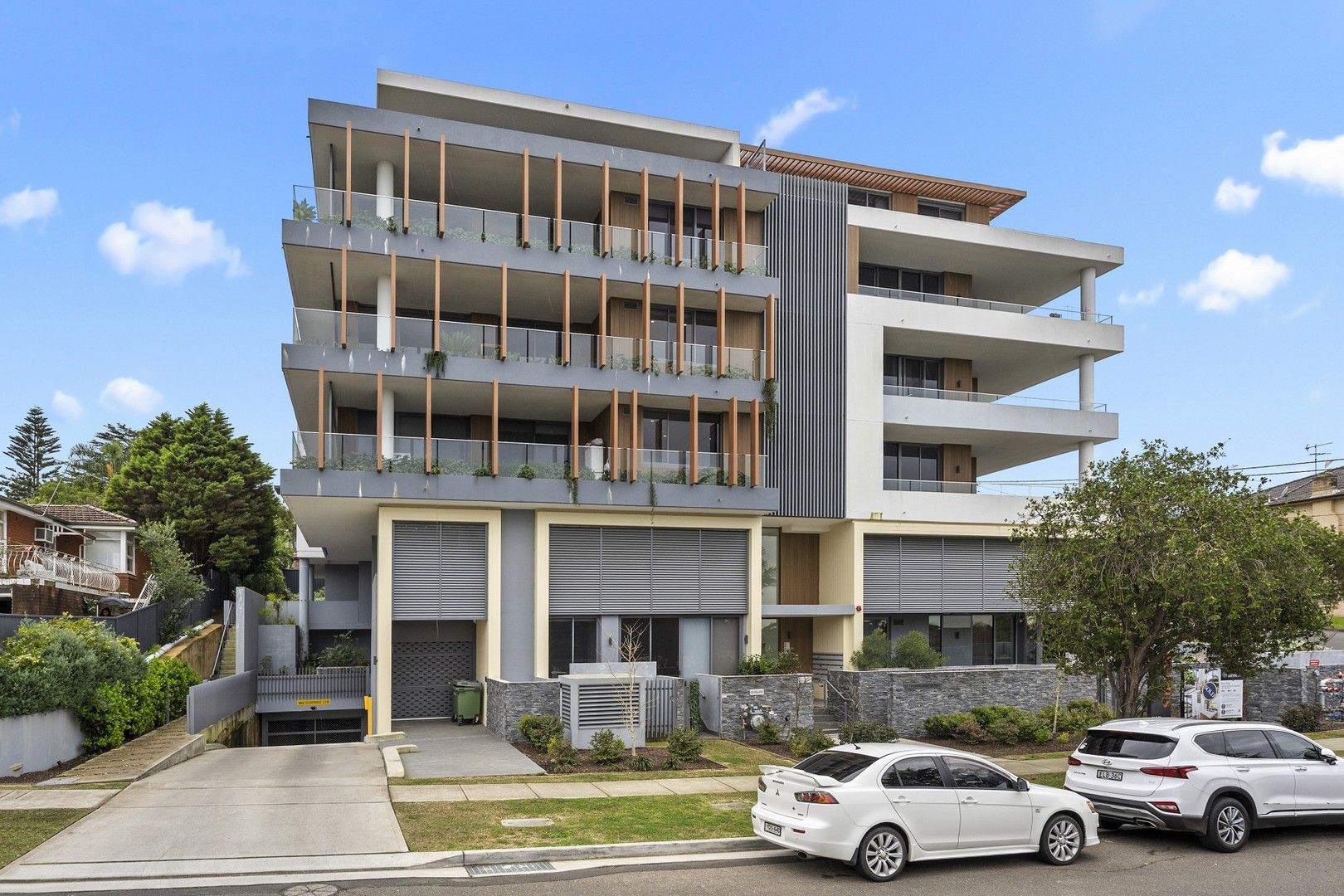 1 bedrooms Apartment / Unit / Flat in 19/27 Thornleigh Street THORNLEIGH NSW, 2120
