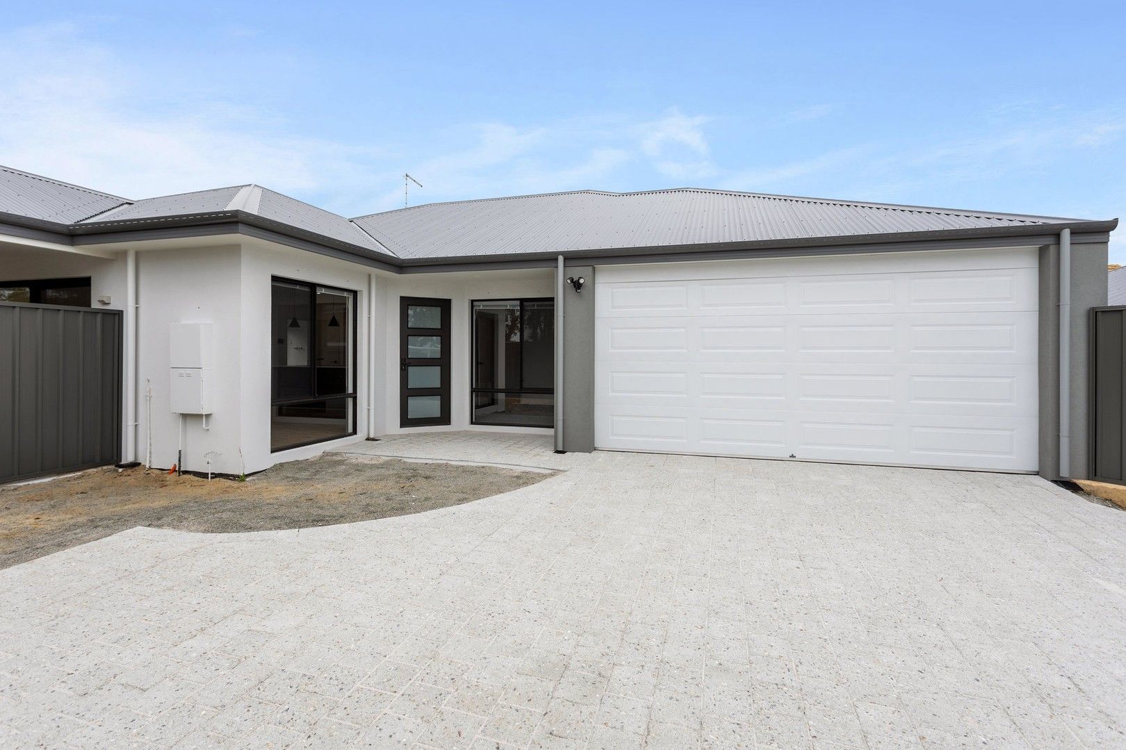 4 bedrooms House in 4B Burnett Street EMBLETON WA, 6062