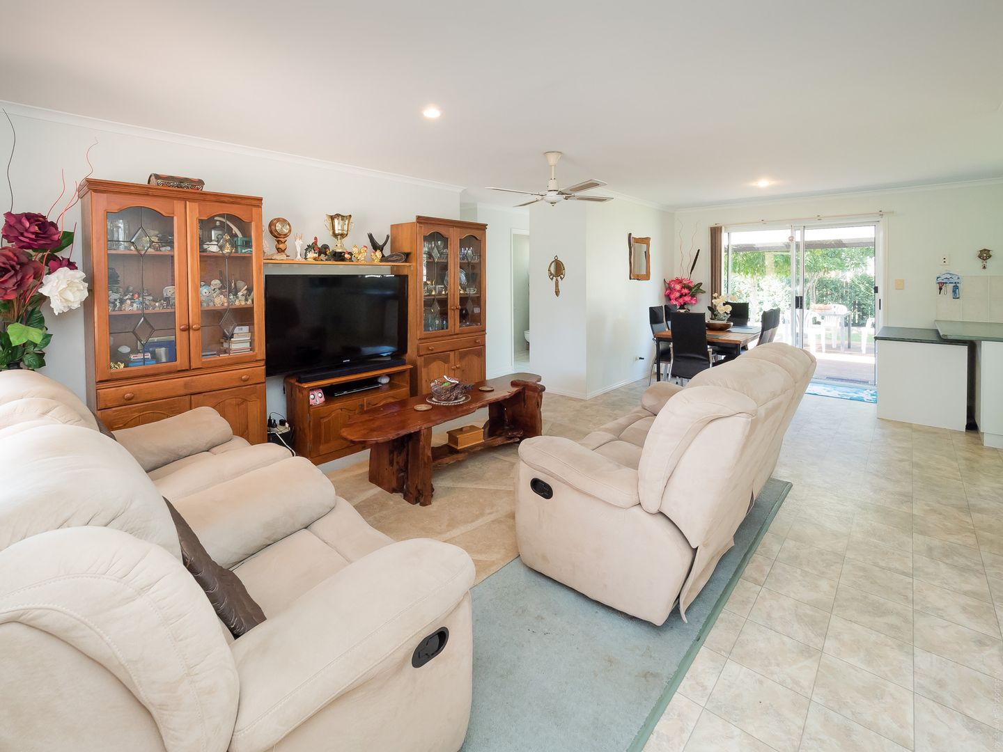 16 Ivybird Court, Torquay QLD 4655, Image 2