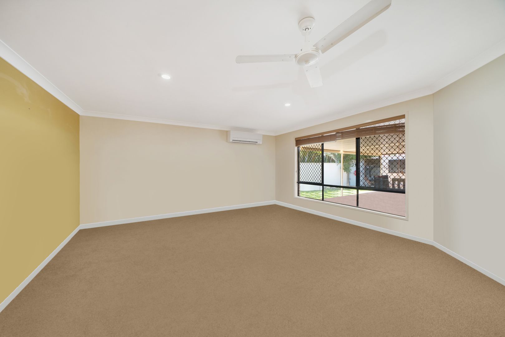 9 Paladin Place, Bald Hills QLD 4036, Image 2