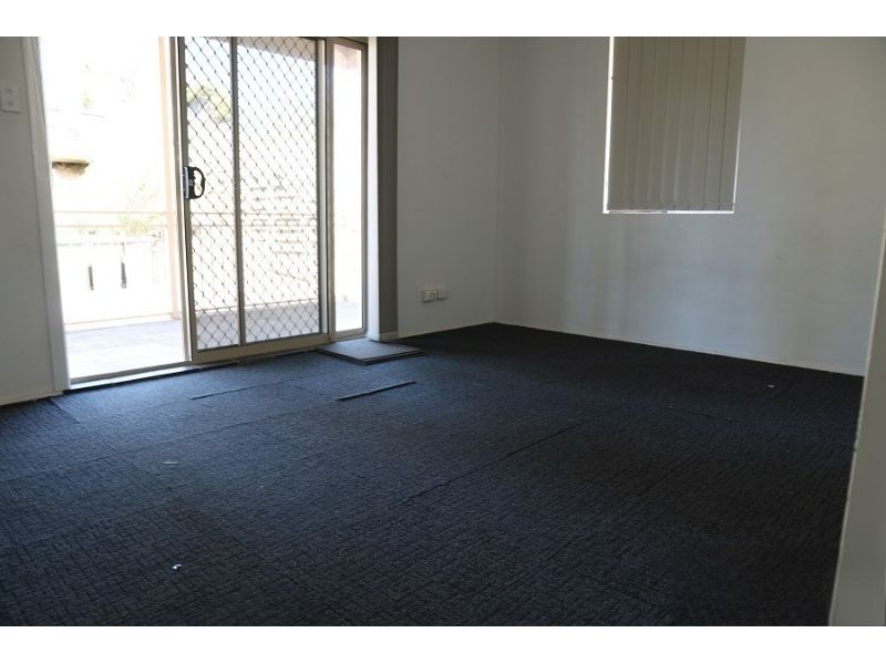 2/47 Sturt Street, Campbelltown NSW 2560, Image 2