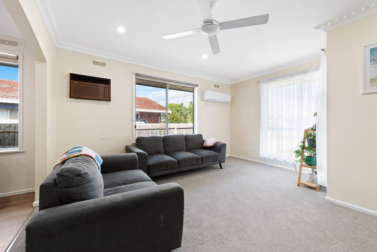 39 Valentine Crescent, Sale VIC 3850, Image 1