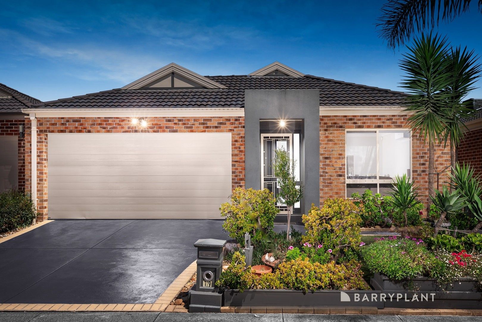 19 Paringa Avenue, South Morang VIC 3752, Image 0