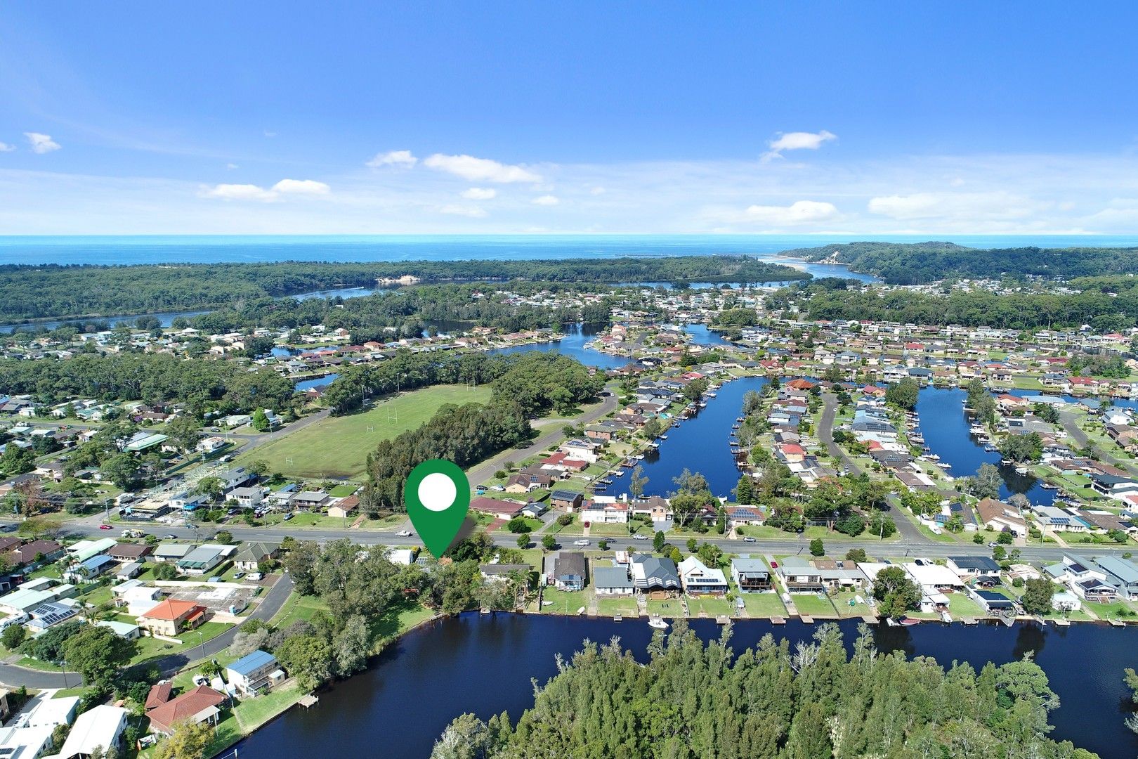 4 bedrooms House in 111 Jacobs Drive SUSSEX INLET NSW, 2540