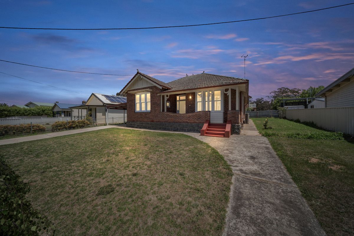 4 bedrooms House in 60 Deccan Street GOULBURN NSW, 2580