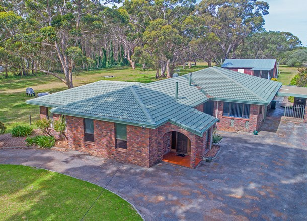 17 Symers Street, Little Grove WA 6330