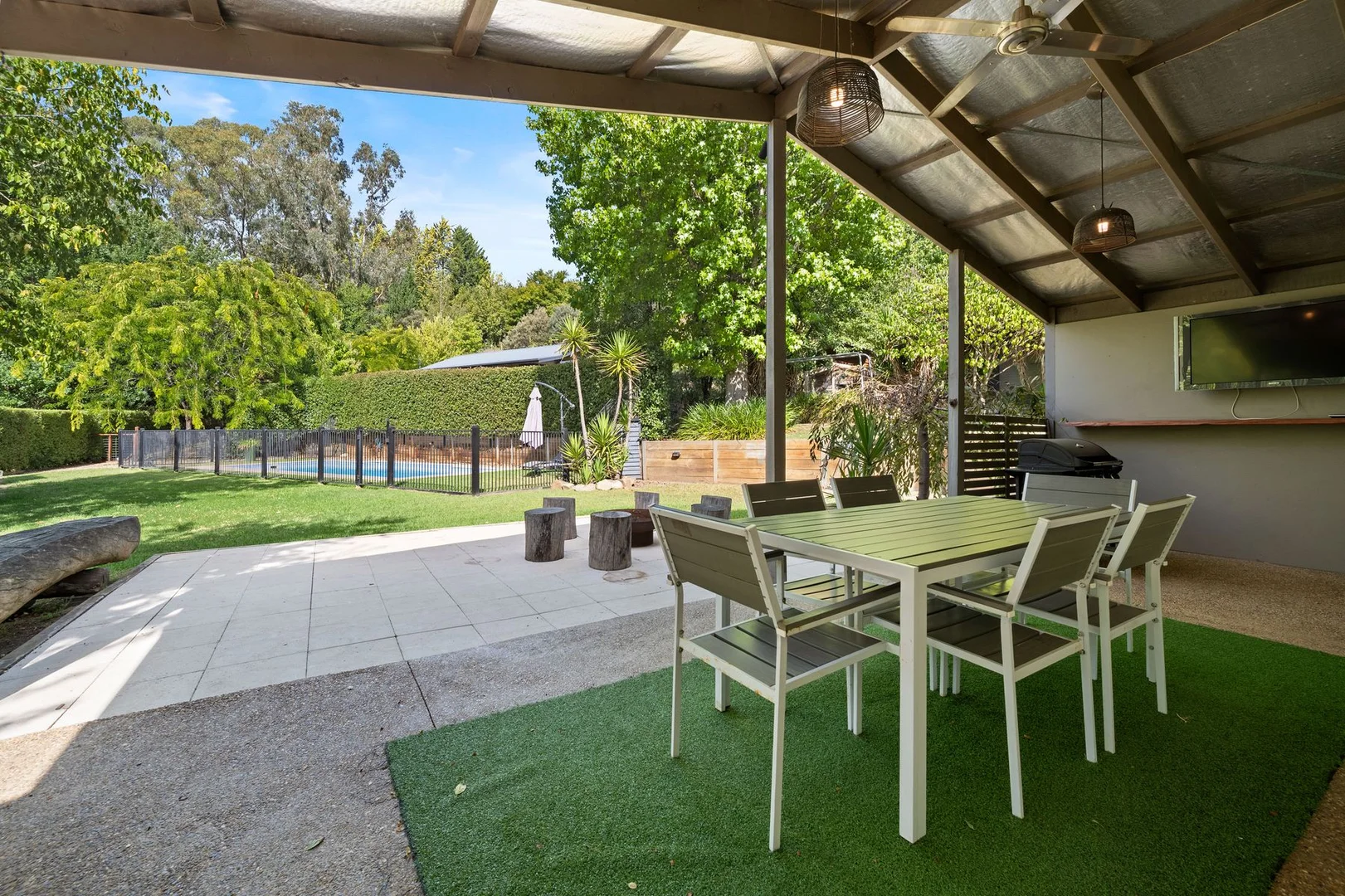 Additional image 18 of 2 Houghs Lane, Bright VIC 3741