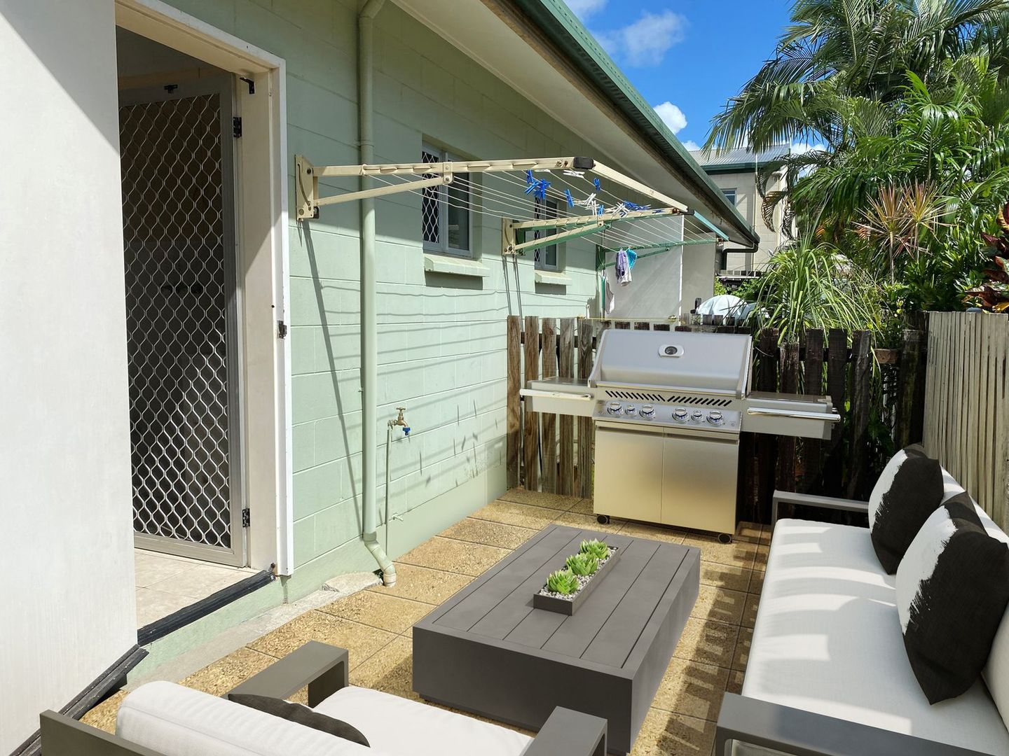 8/120 Aumuller Street, Bungalow QLD 4870, Image 2