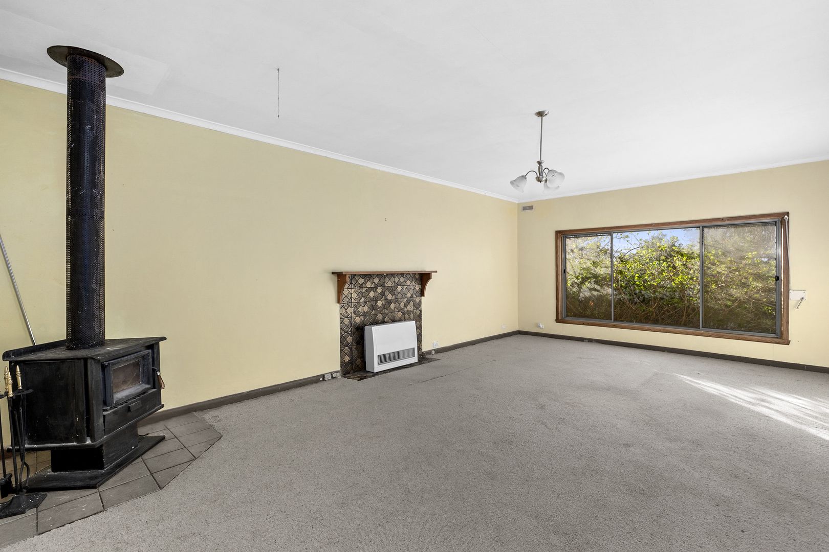 29 Churchill Avenue, Ararat VIC 3377, Image 2