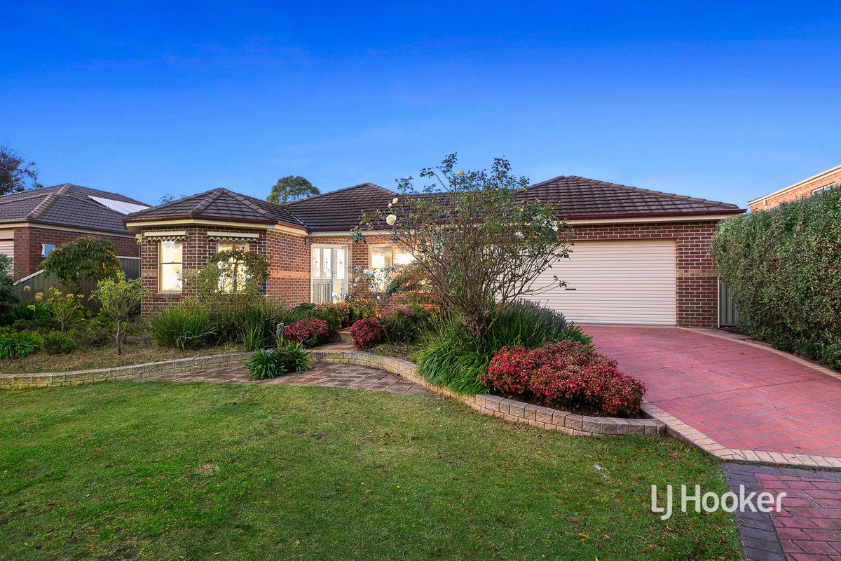 3 Mickleton Grove, Point Cook VIC 3030