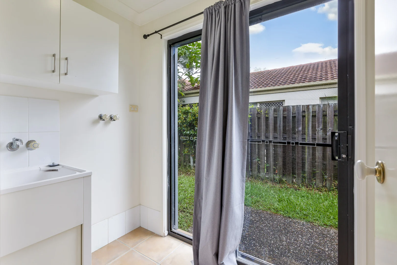 Additional image 11 of 28/107-111 Arundel Drive, Arundel QLD 4214