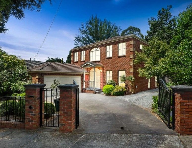 4 bedrooms House in 7 Kinsale Crescent MONT ALBERT NORTH VIC, 3129