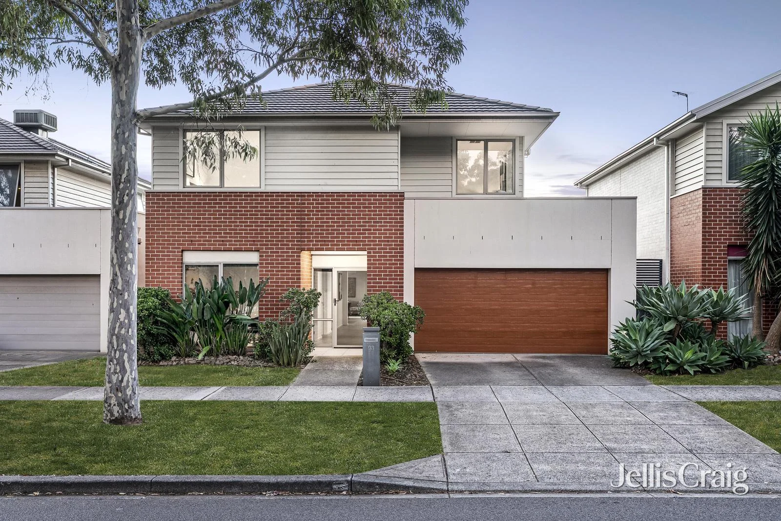 Primary image of 93 Parkville Avenue, Parkville VIC 3052