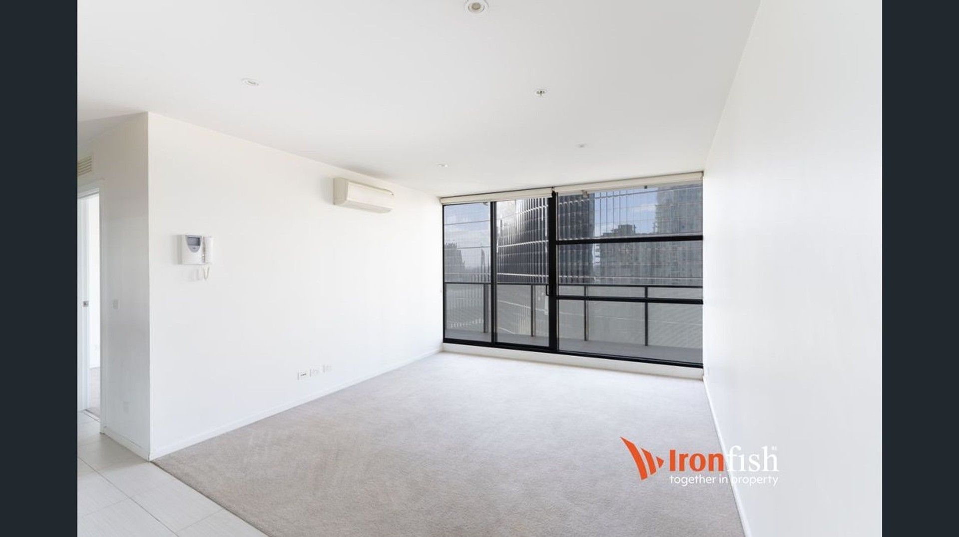 1 bedrooms Apartment / Unit / Flat in 1002/50 Haig Street SOUTHBANK VIC, 3006
